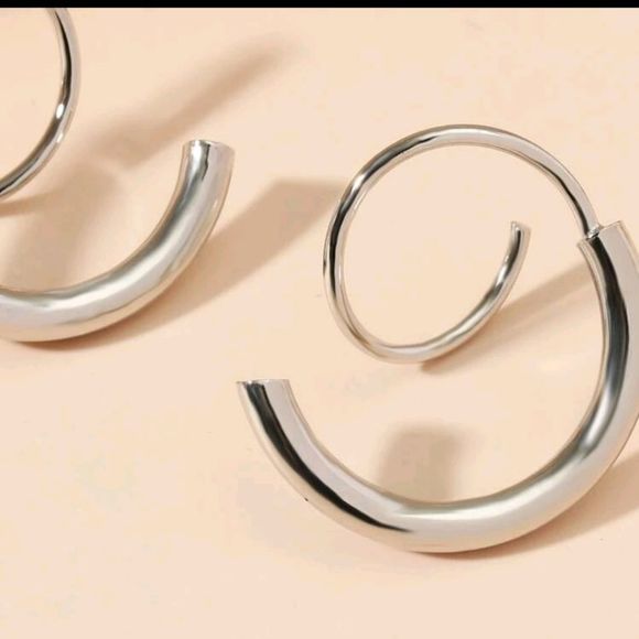 🌟 SILVERTONE SWIRL HOOP THREADER EARRINGS - Picture 1 of 6